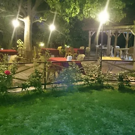 Cesur Pansiyon 2*